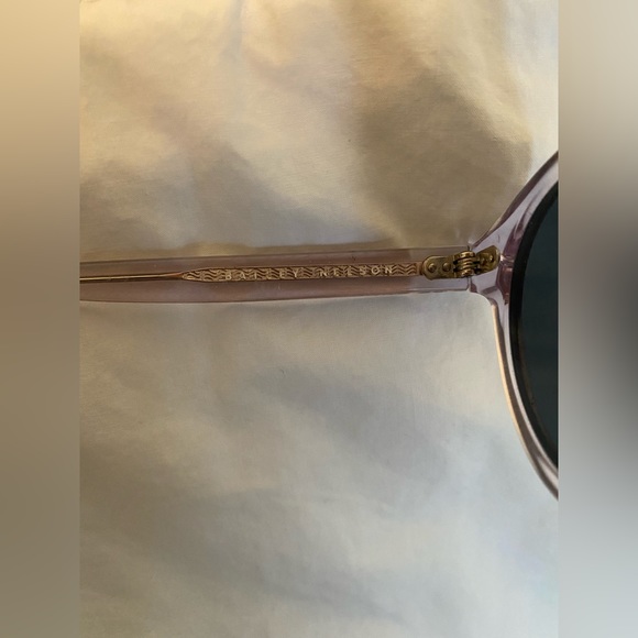 Bailey Nelson Tyler Keyhole Crystal Sunglasses - Picture 6 of 8